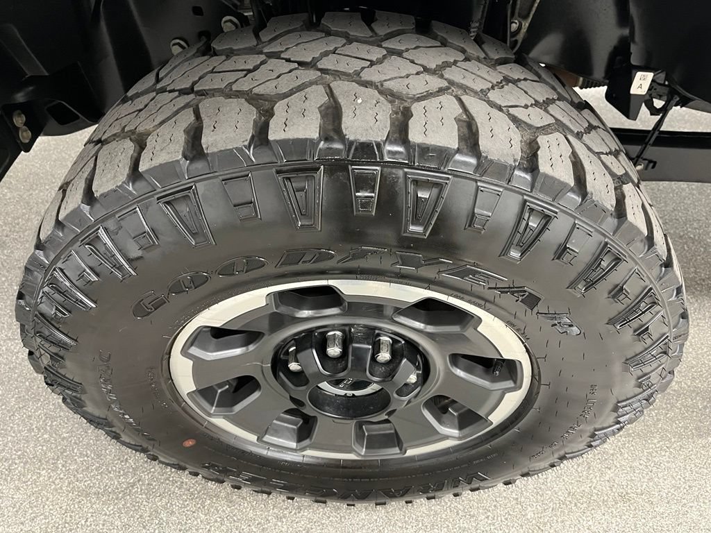 Used 2024 Ford F350 Platinum w/ Tremor Off-Road Package AWD/4WD image 15
