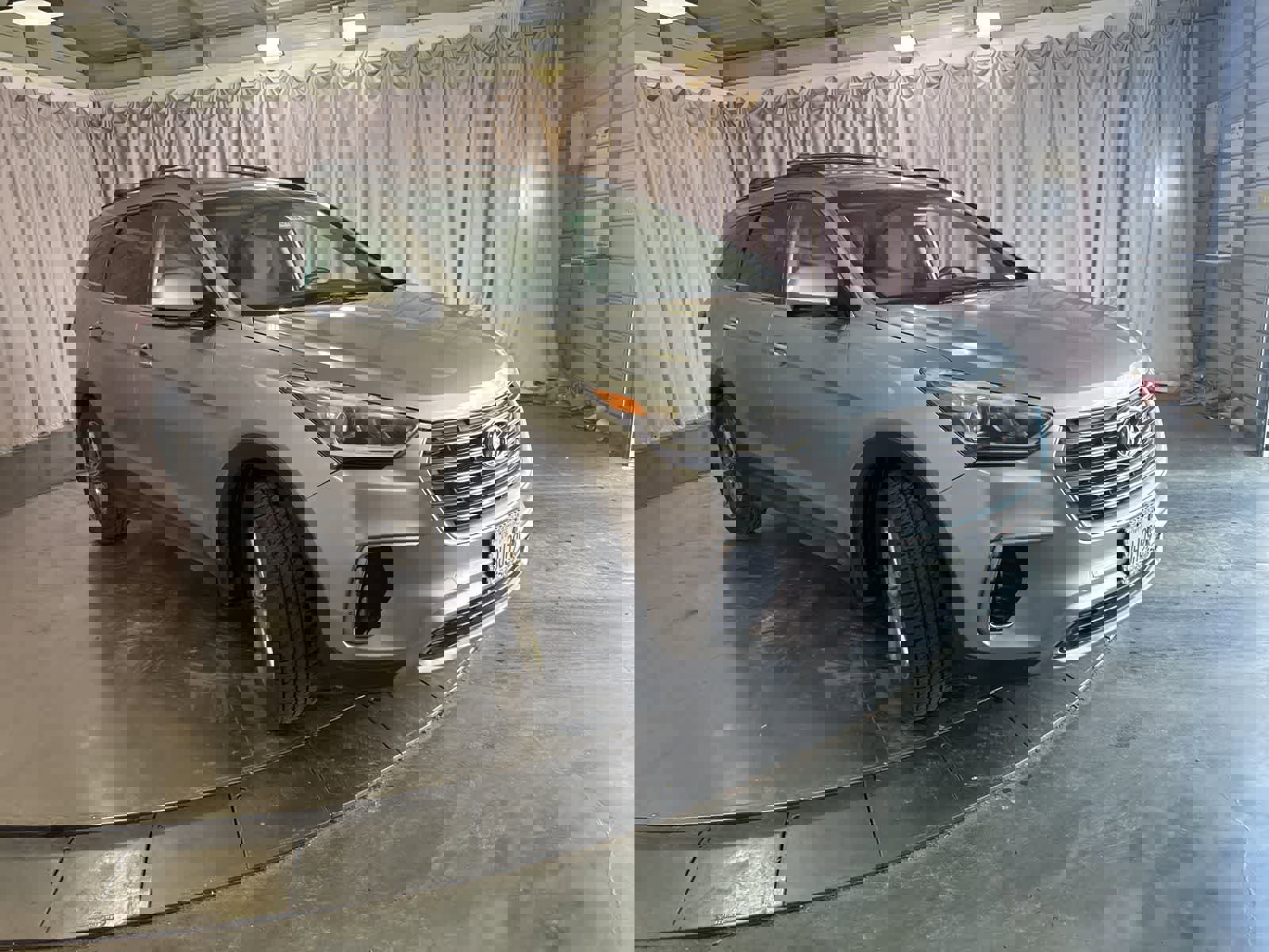 Used 2018 Hyundai Santa Fe SE image 3