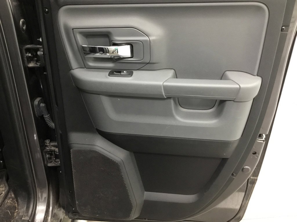 Used 2015 RAM 1500 Outdoorsman AWD/4WD image 33