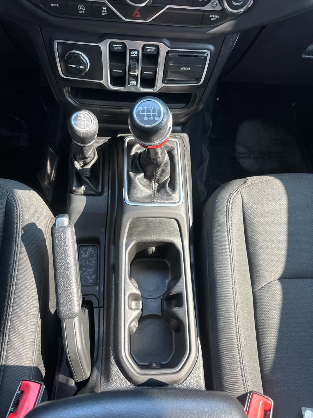 Certified 2018 Jeep Wrangler Unlimited Sport S image 21