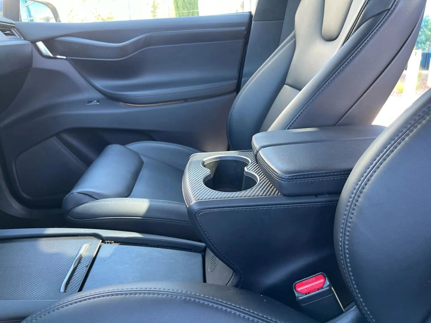 Used 2020 Tesla Model X Long Range AWD/4WD image 22