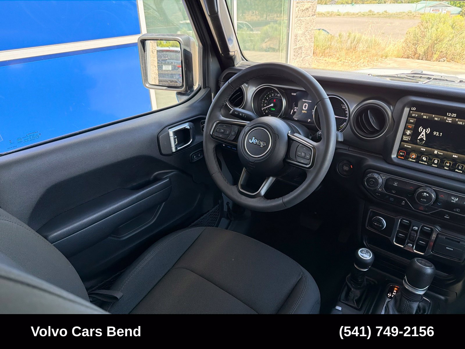 Used 2023 Jeep Wrangler Unlimited w/ 8.4" Radio Group AWD/4WD image 12