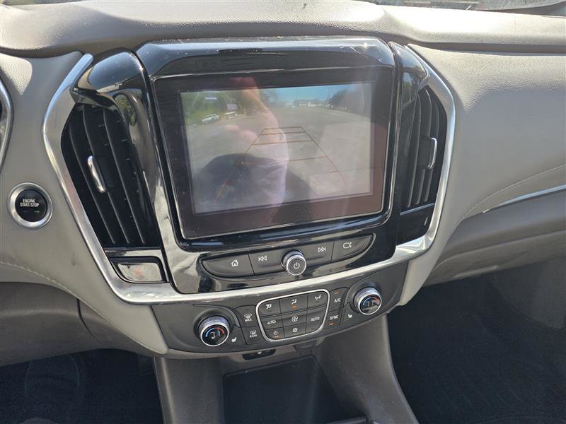 Used 2019 Chevrolet Traverse LT image 19