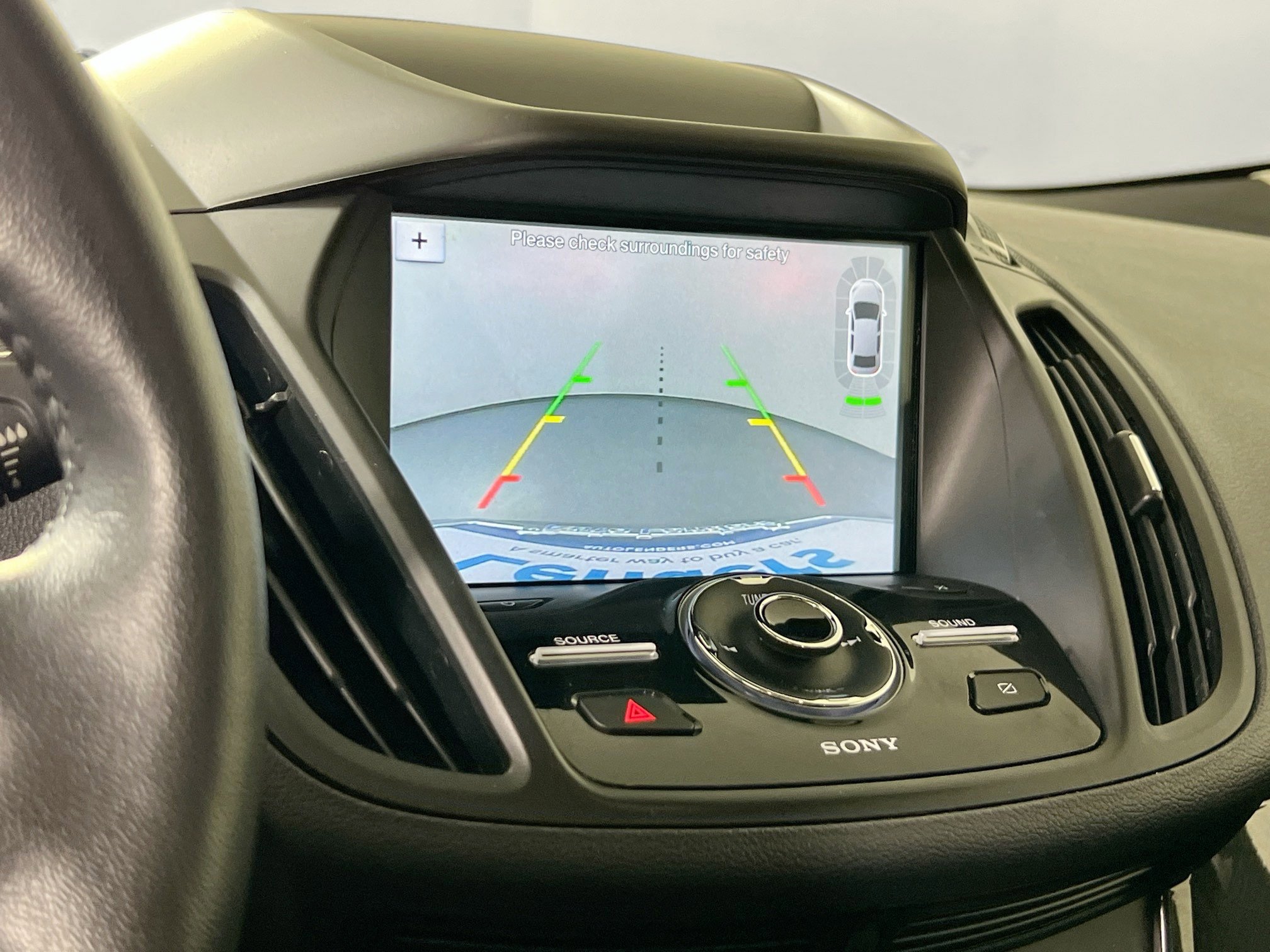 Used 2019 Ford Escape Titanium image 14