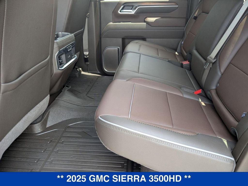 New 2025 GMC Sierra 3500 Denali w/ Denali Reserve Package image 31