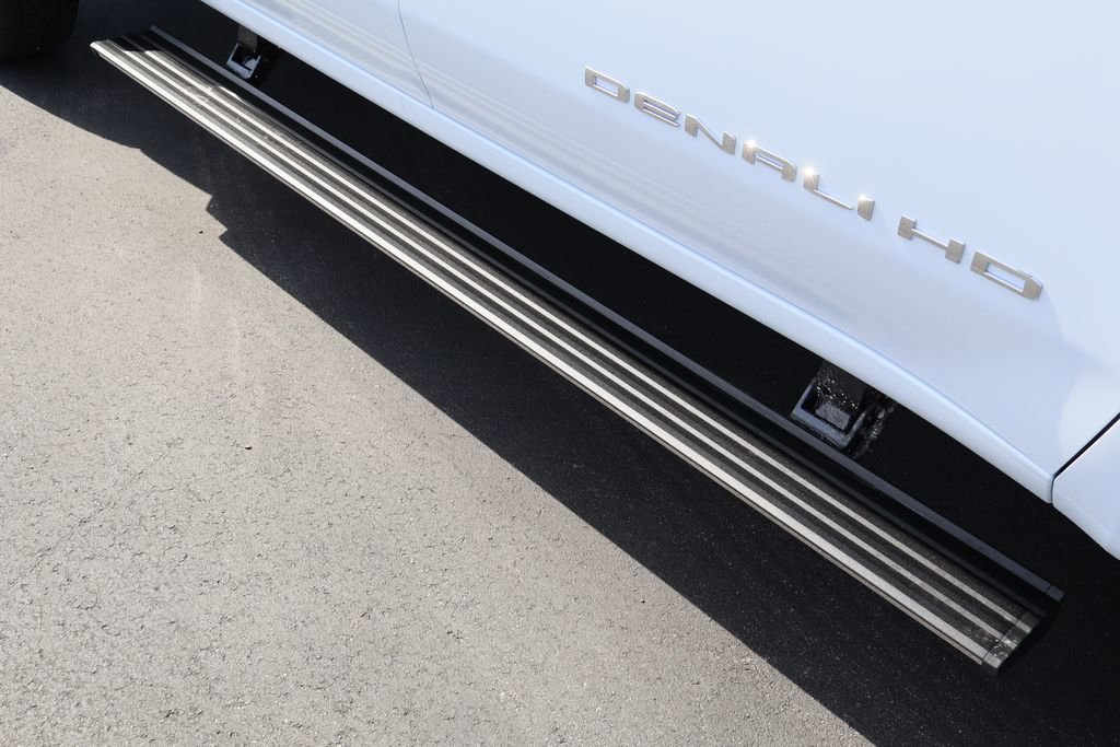 New 2026 GMC Sierra 2500 Denali Ultimate AWD/4WD image 9