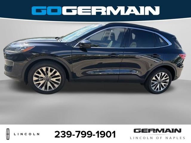 Used 2021 Ford Escape Titanium w/ Class II Trailer Tow Package image 3