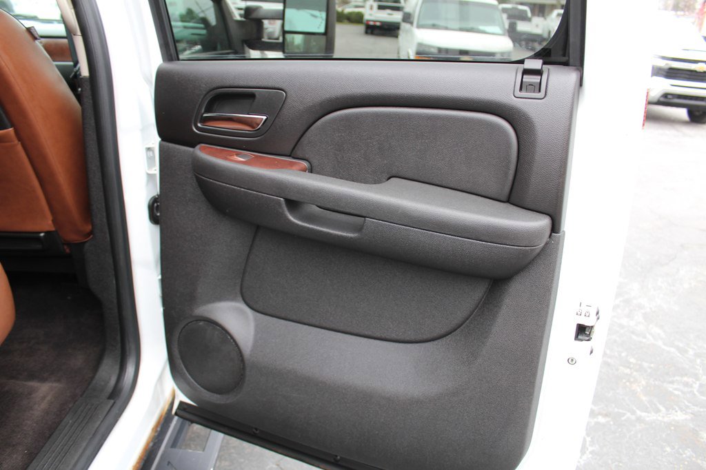 Used 2012 Chevrolet Silverado 2500 LTZ image 27