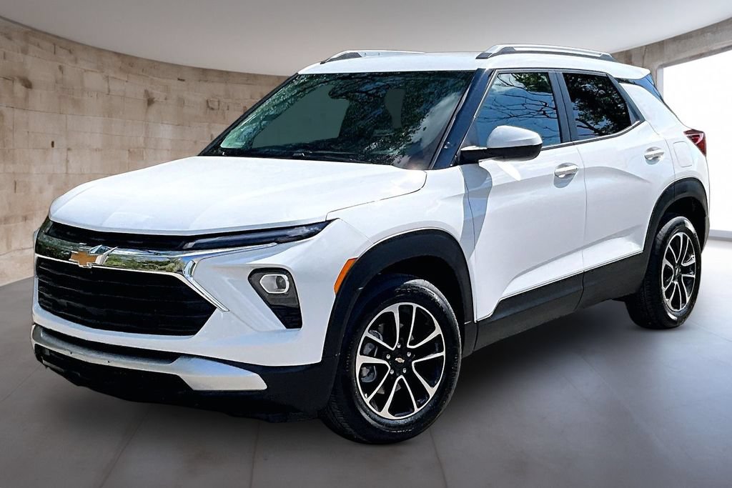 Used 2026 Chevrolet TrailBlazer LT FWD image 13