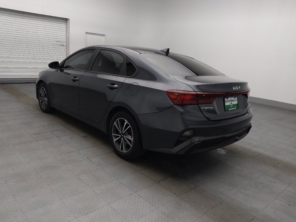 Used 2022 Kia Forte LXS w/ LXS Technology Package FWD image 3