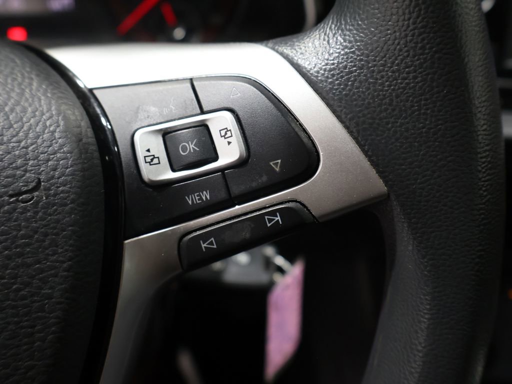 Used 2021 Volkswagen Jetta S image 32
