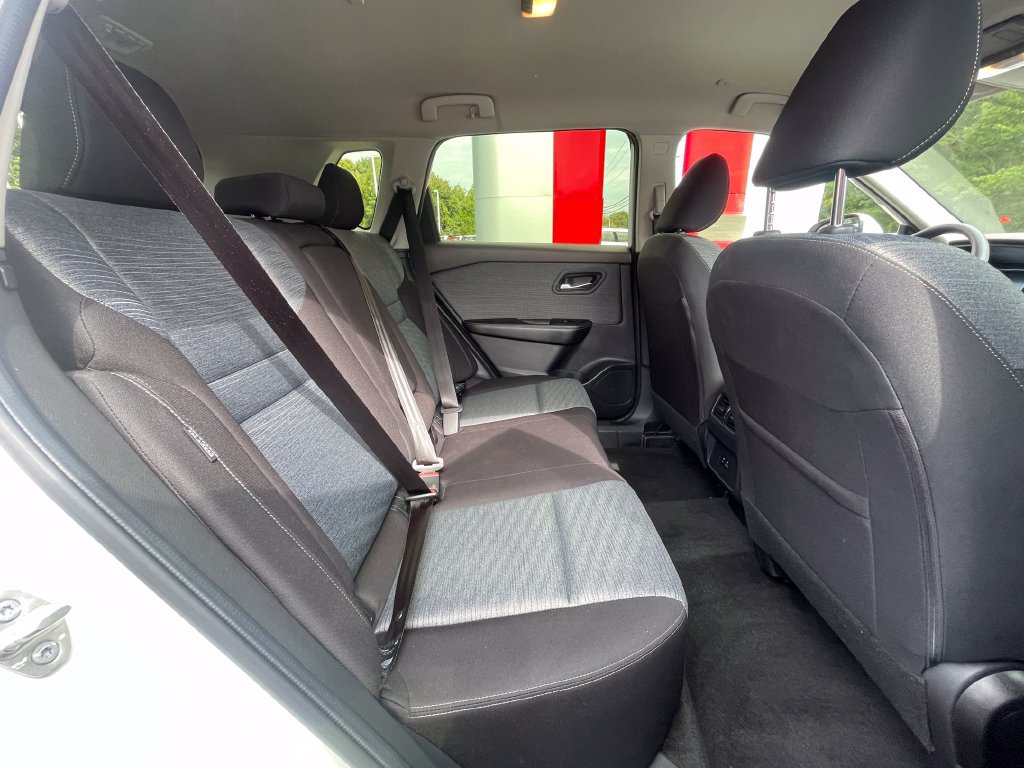 Certified 2023 Nissan Rogue SV AWD/4WD image 21