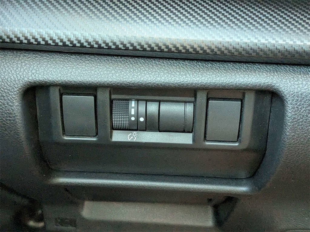 Used 2024 Subaru Crosstrek 2.0i Premium image 26