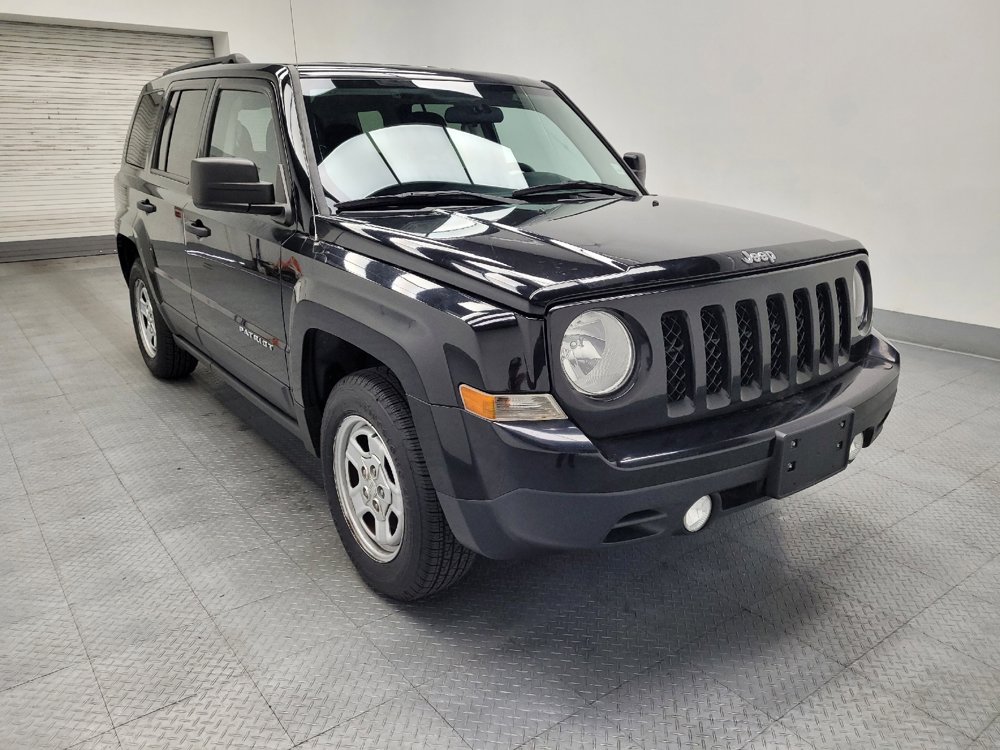 Used 2015 Jeep Patriot Sport FWD image 13