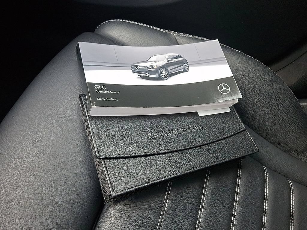 Used 2022 Mercedes-Benz GLC 300 4MATIC image 26