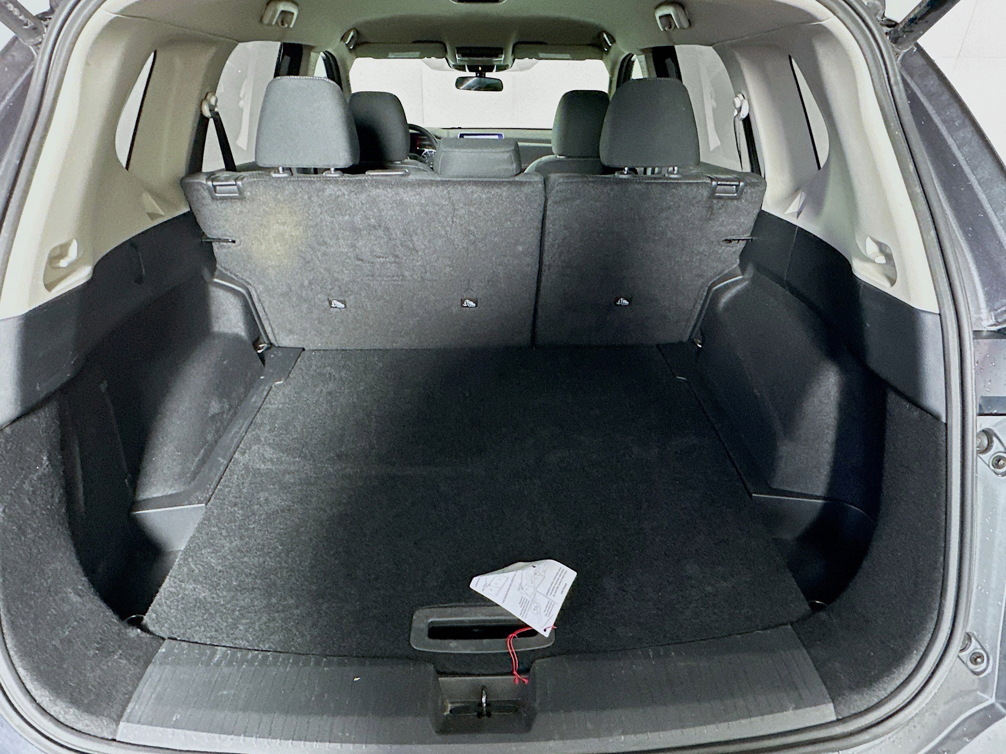 Used 2025 Nissan Rogue SV image 27