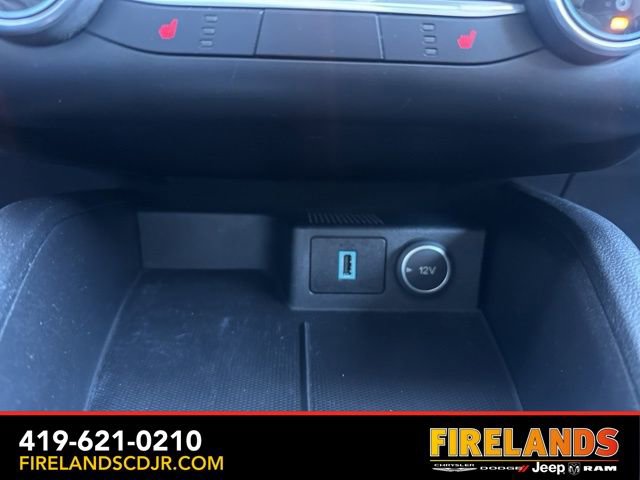 Used 2020 Ford Escape SE Sport image 25