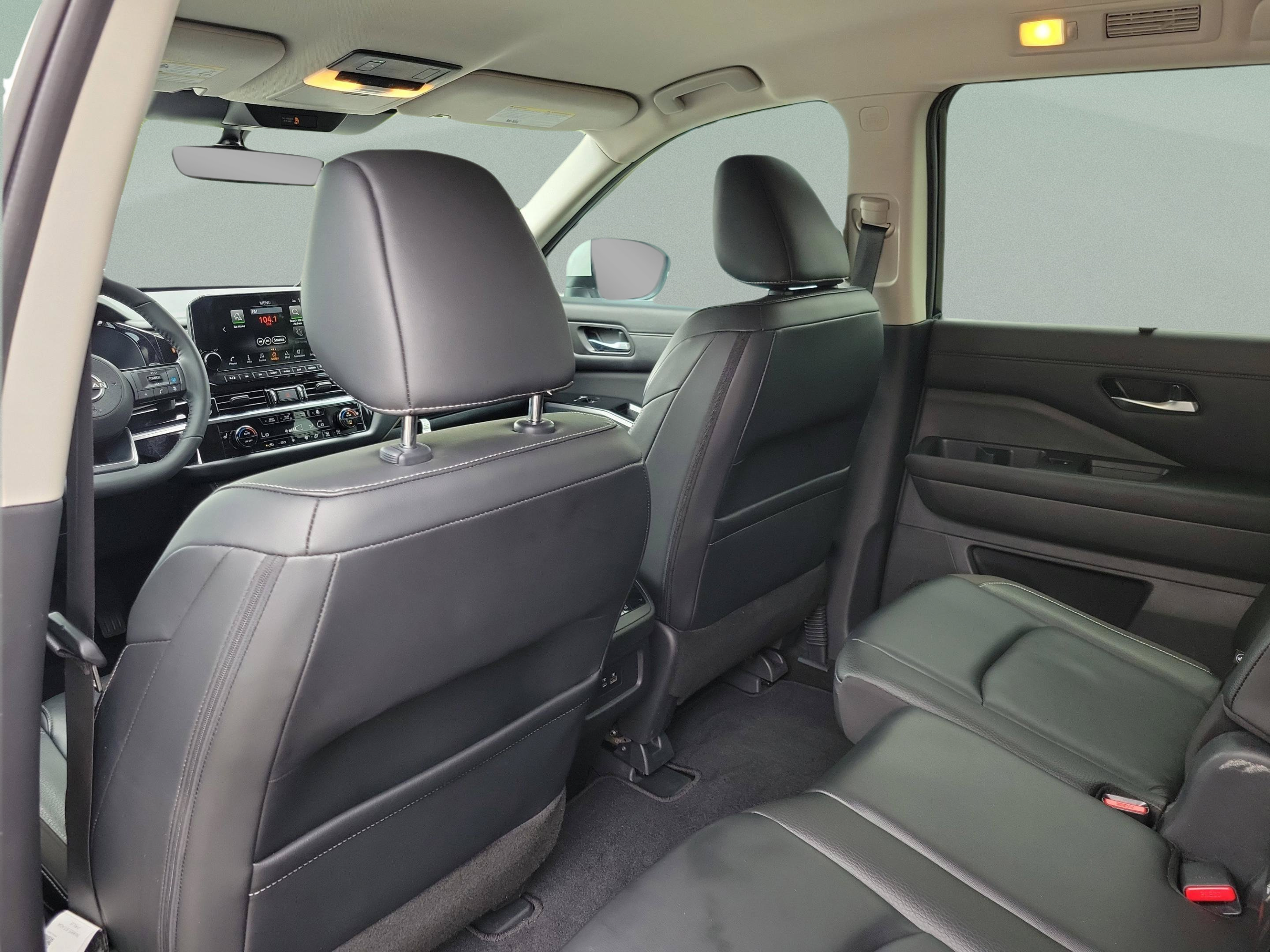 Certified 2023 Nissan Pathfinder SL AWD/4WD image 9