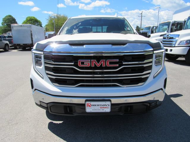 Used 2023 GMC Sierra 1500 SLT w/ SLT Premium Plus Package AWD/4WD image 5