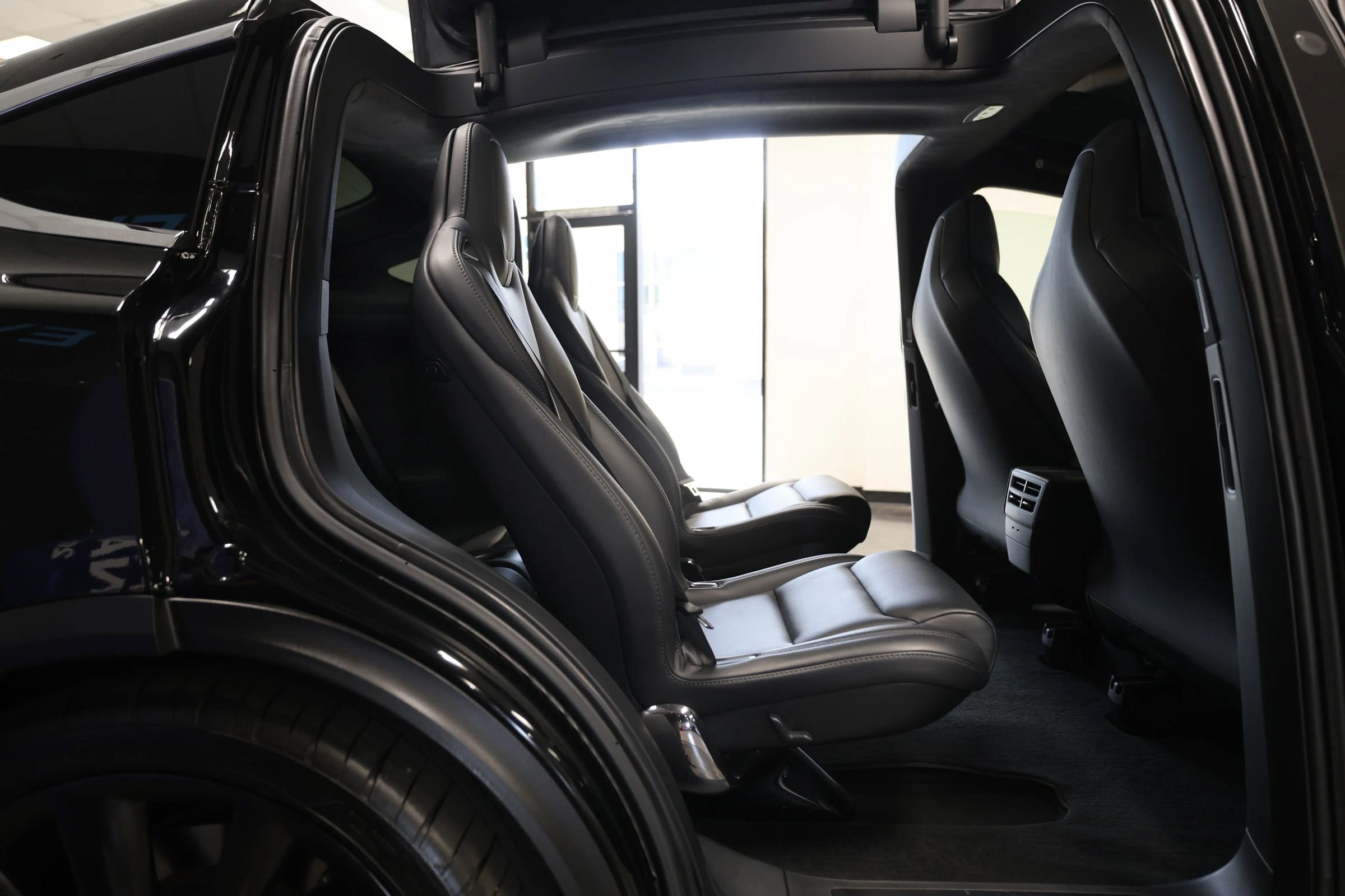 Used 2019 Tesla Model X Long Range AWD/4WD image 41