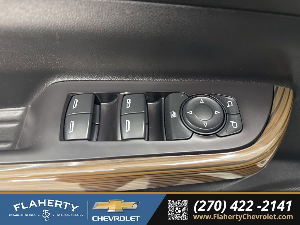 Used 2021 GMC Acadia SLE image 19