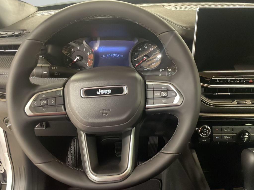 New 2026 Jeep Compass Latitude AWD/4WD image 15