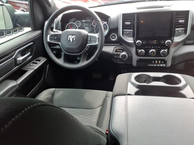 Used 2025 RAM 1500 Big Horn AWD/4WD image 5
