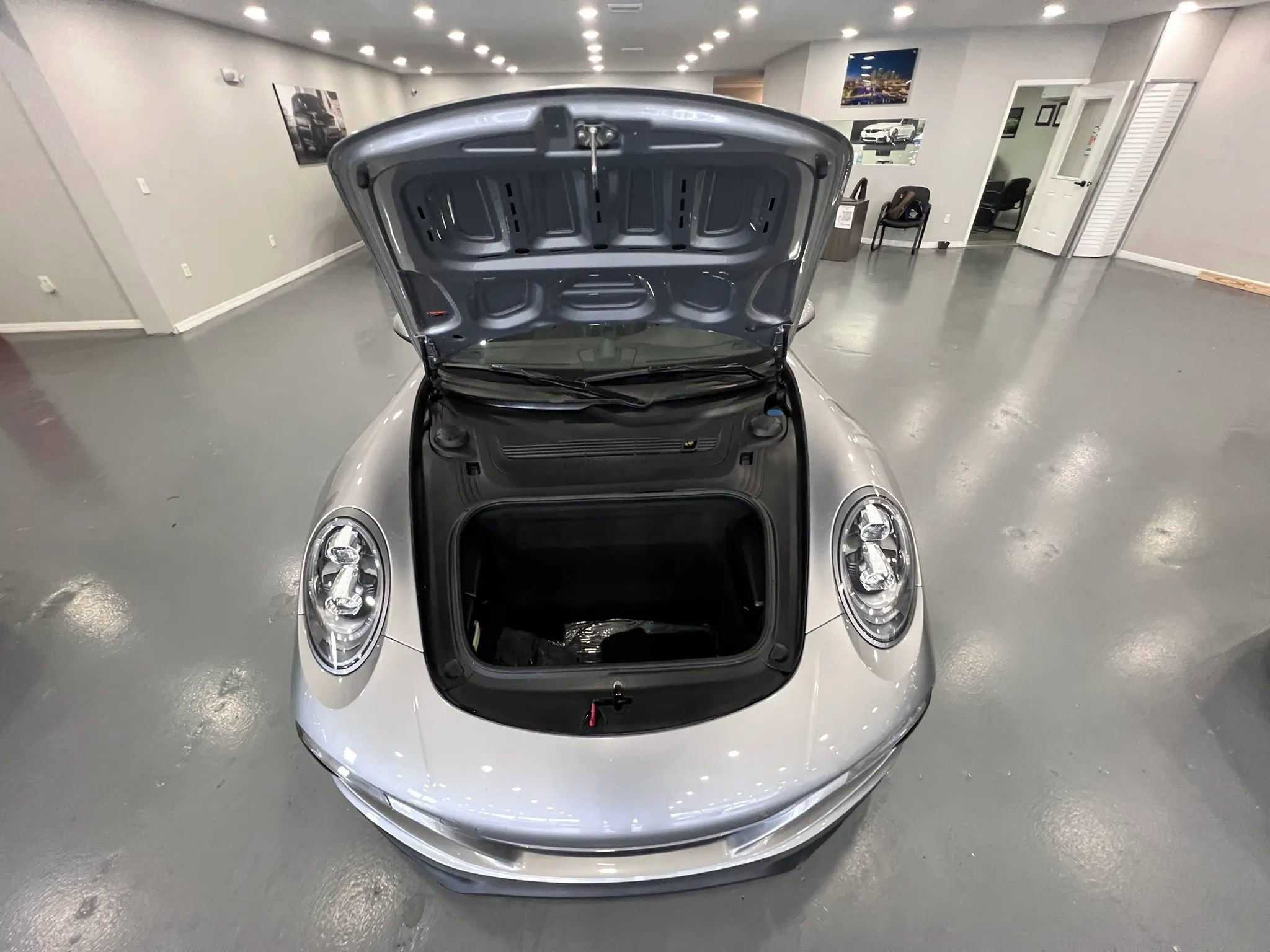 Used 2018 Porsche 911 Carrera S RWD image 14