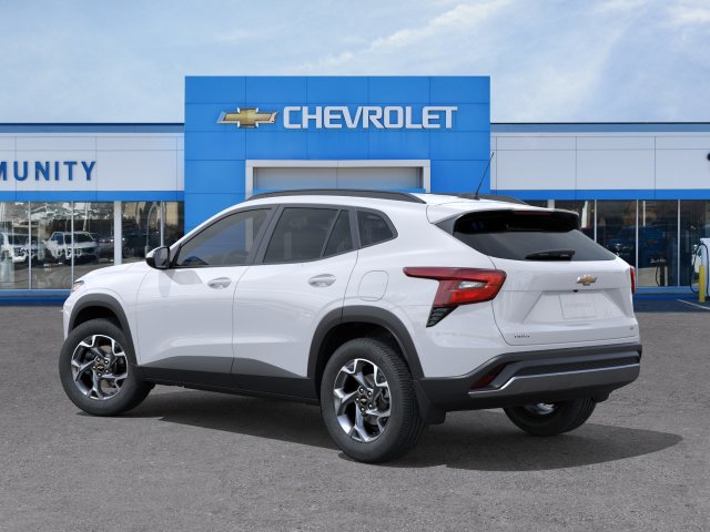 New 2026 Chevrolet Trax LT w/ Sunroof Package FWD image 5