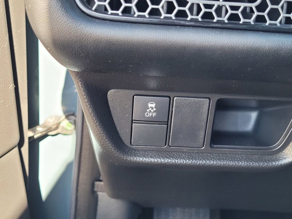 Used 2025 Honda HR-V Sport image 16