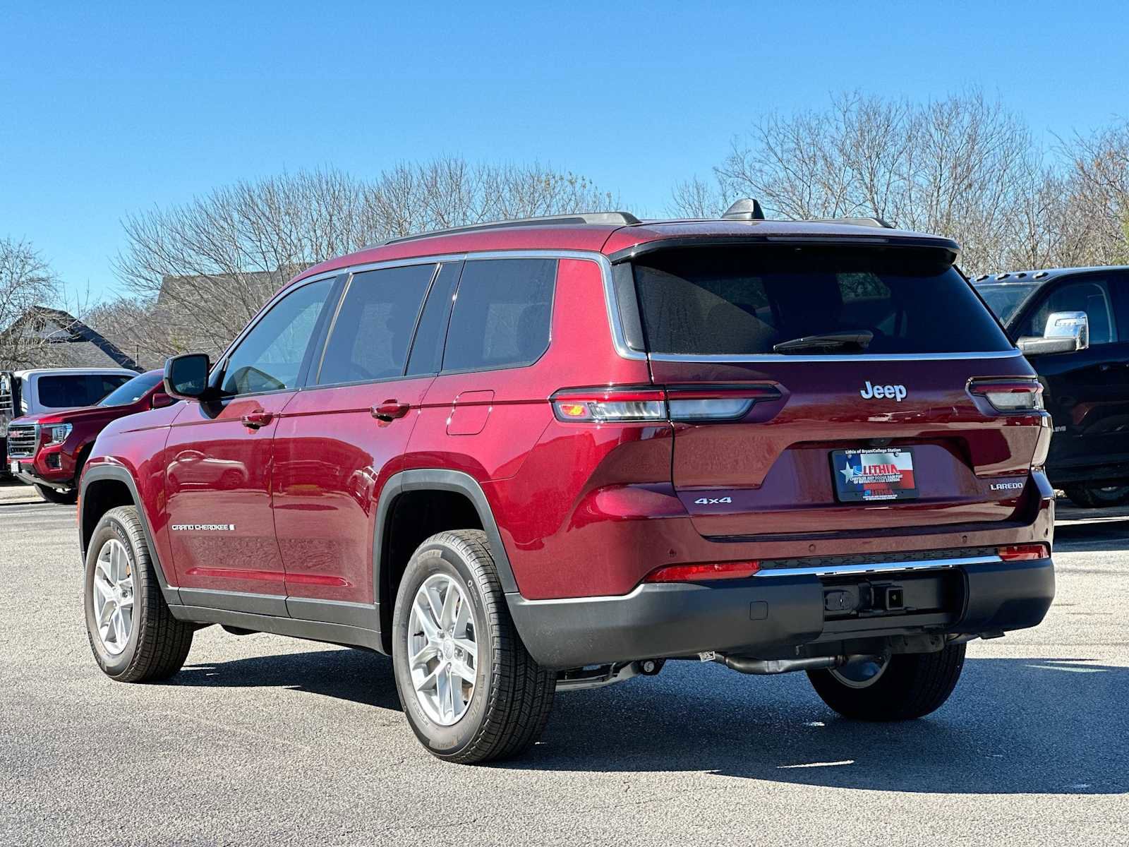 Used 2025 Jeep Grand Cherokee L Laredo w/ Luxury Tech Group I AWD/4WD image 13