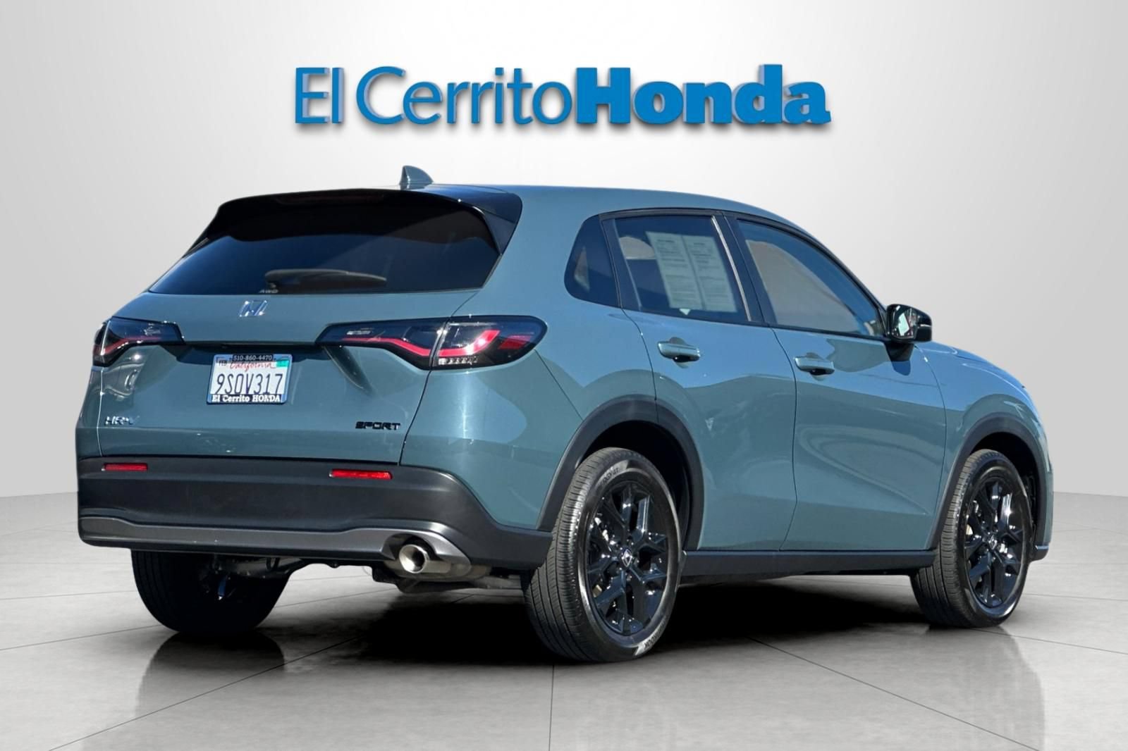 Certified 2025 Honda HR-V Sport image 3
