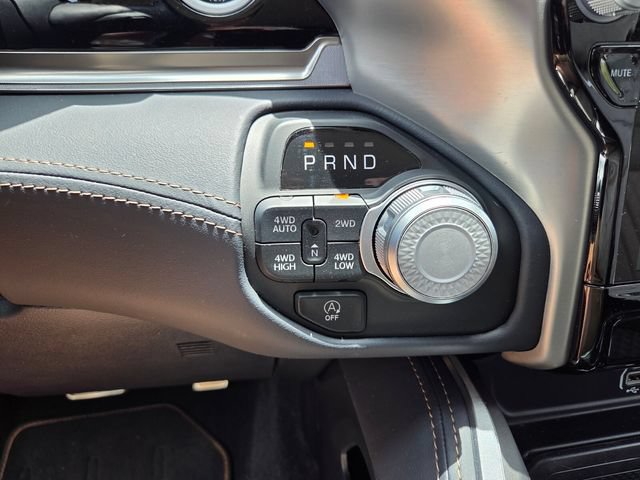 Used 2025 RAM 1500 Tungsten AWD/4WD image 31