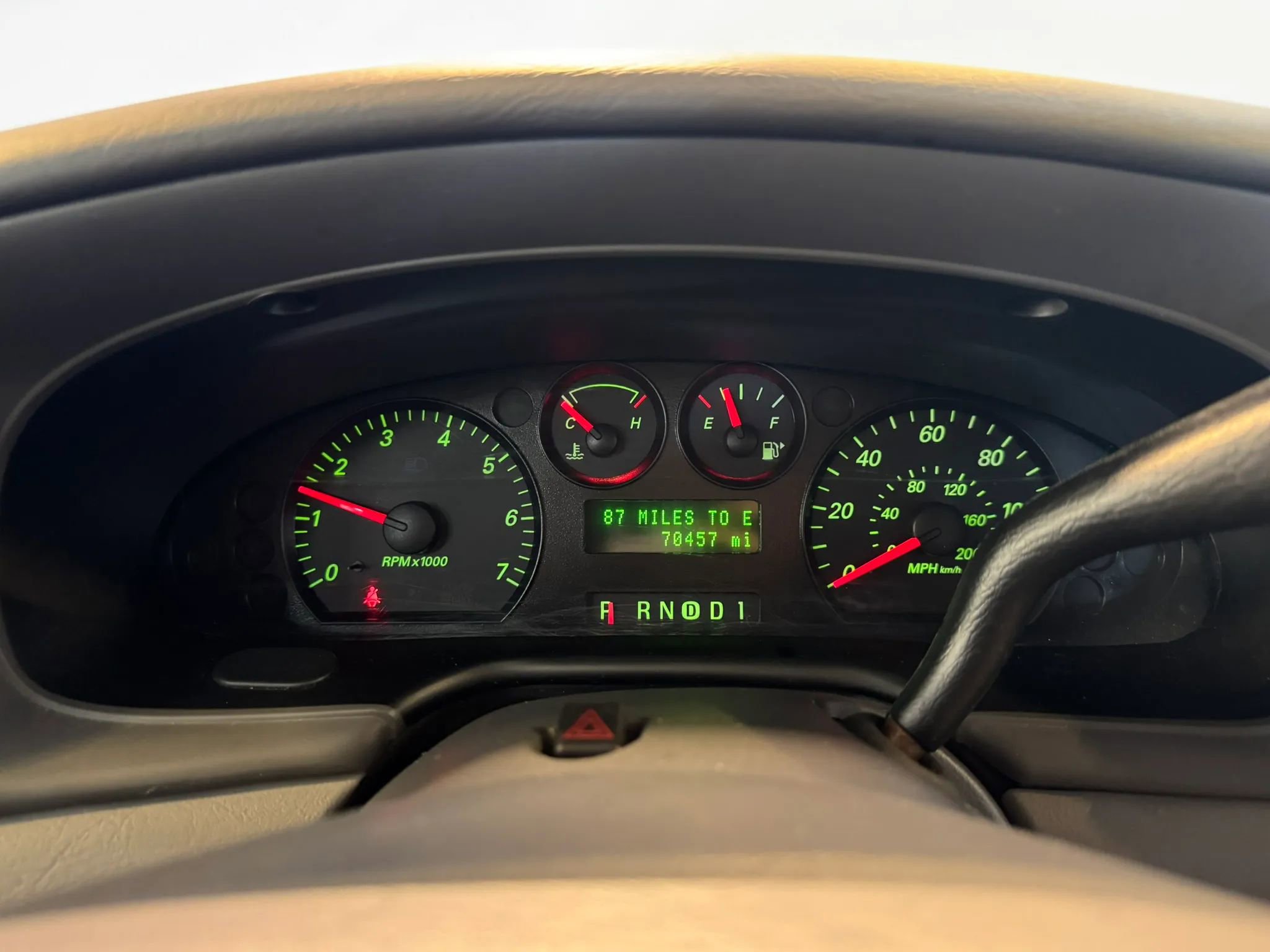 Used 2007 Ford Taurus SE FWD image 11
