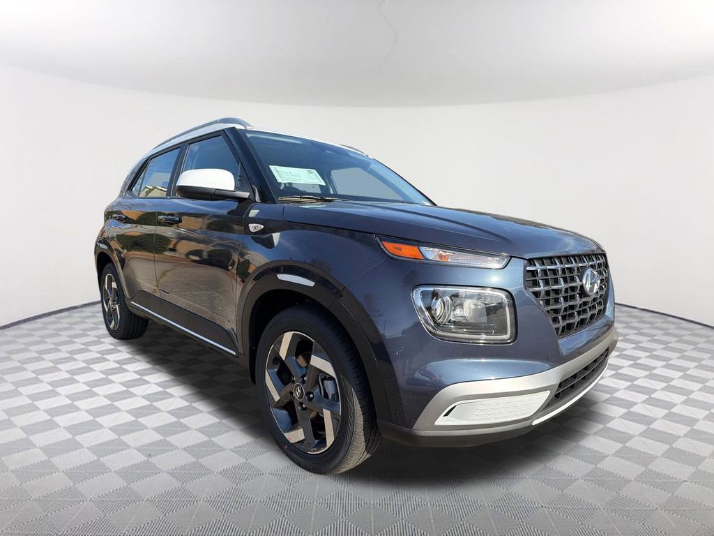 New 2026 Hyundai Venue SEL FWD image 3