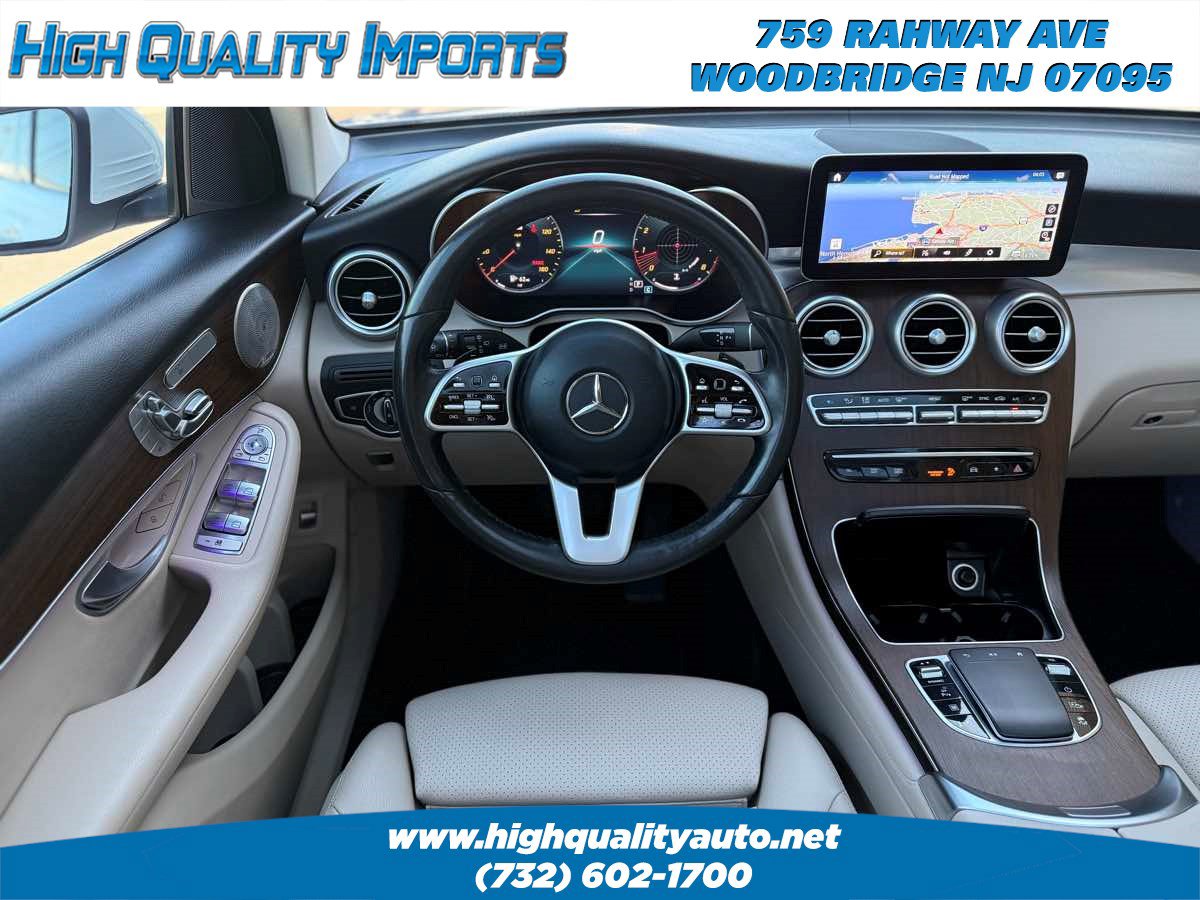 Used 2021 Mercedes-Benz GLC 300 4MATIC w/ Multimedia Package image 26