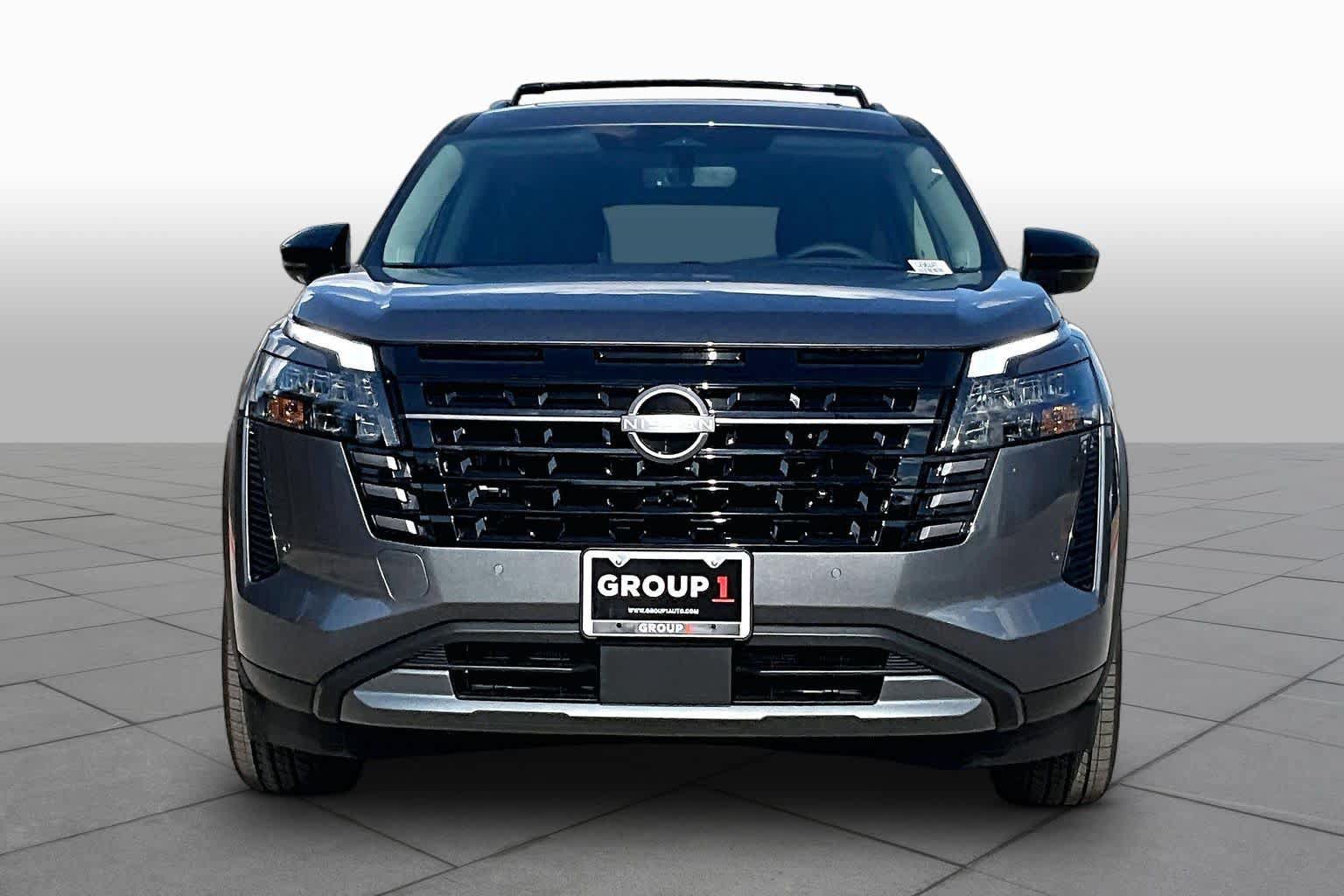 New 2026 Nissan Pathfinder SL FWD image 3