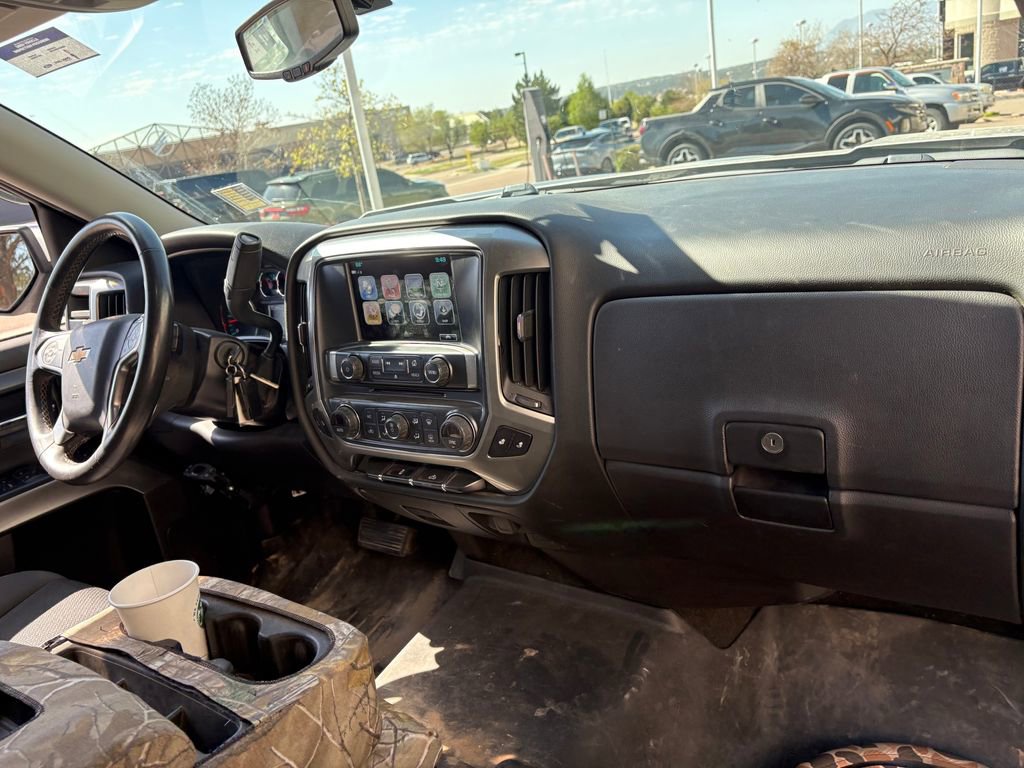 Used 2017 Chevrolet Silverado 1500 LT w/ All Star Edition AWD/4WD image 29
