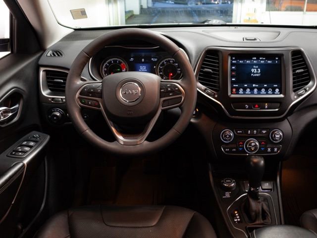 Certified 2021 Jeep Cherokee Latitude Lux w/ Comfort/Convenience Group image 11