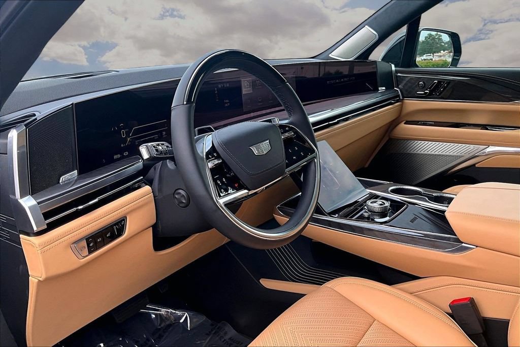 Certified 2026 Cadillac Escalade IQ Luxury 2 AWD/4WD image 17