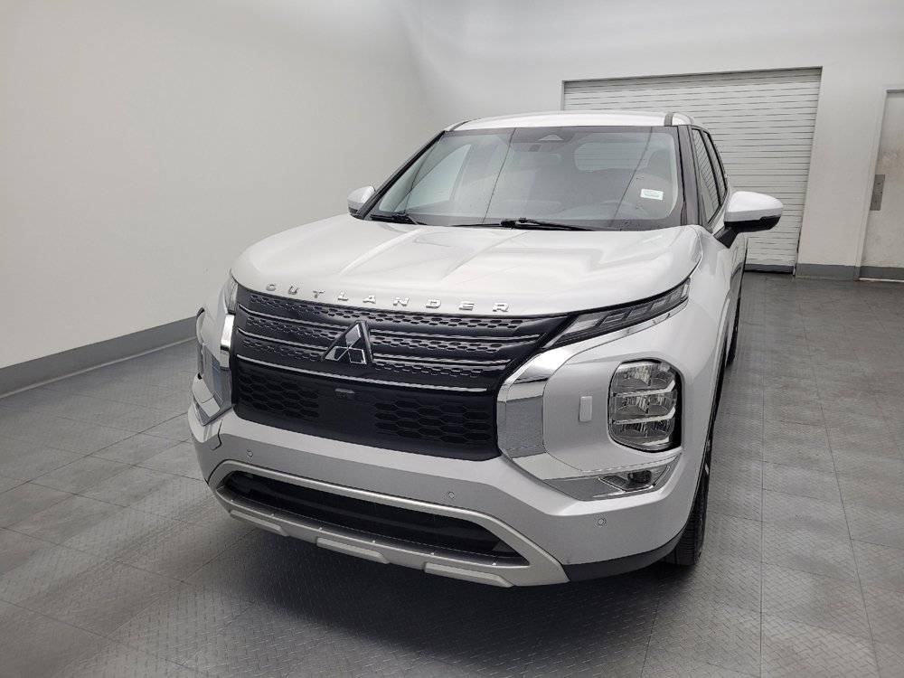 Used 2024 Mitsubishi Outlander SE AWD/4WD image 15