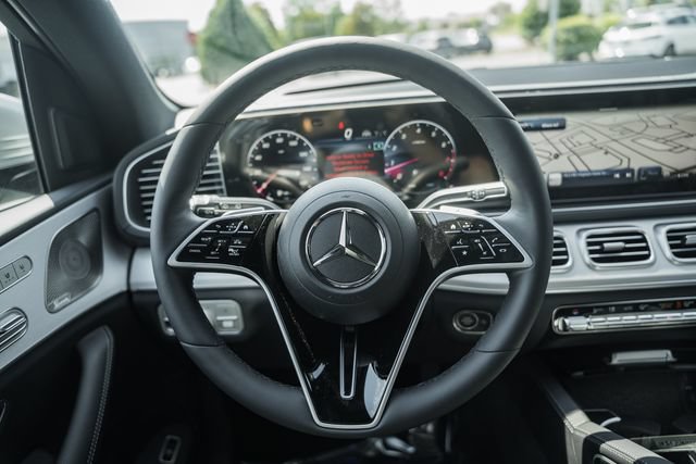 New 2026 Mercedes-Benz GLS 450 4MATIC image 32