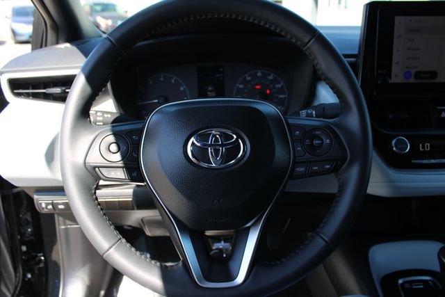 Used 2025 Toyota Corolla SE FWD image 18