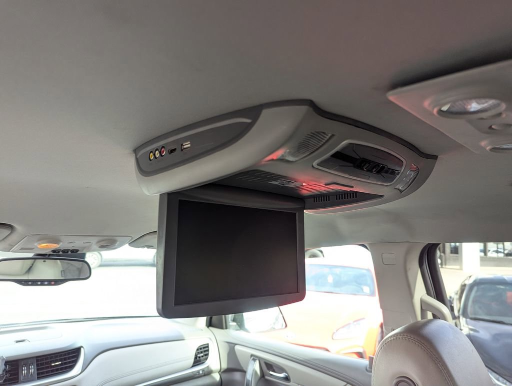 Used 2016 Chevrolet Traverse LTZ image 29