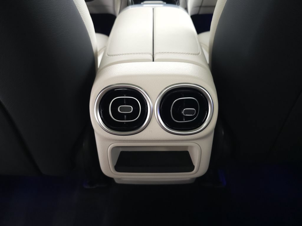 Certified 2026 Mercedes-Benz GLC 300 4MATIC image 24