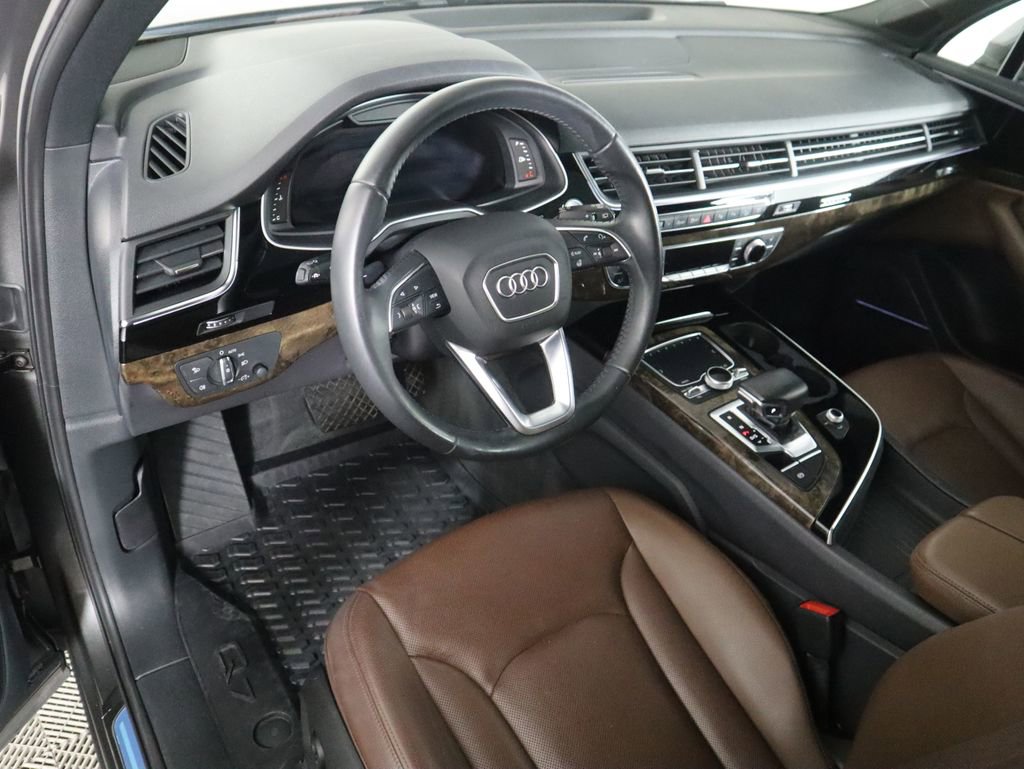 Used 2019 Audi Q7 3.0T Premium Plus w/ Premium Plus Package image 9