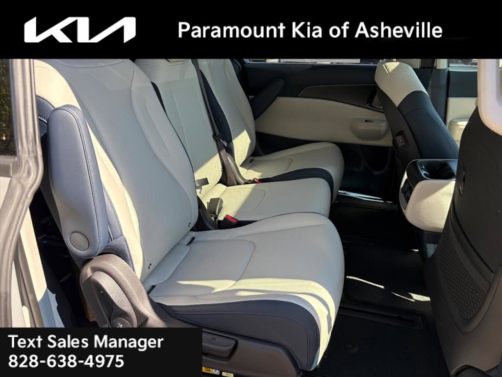 New 2026 Kia Carnival SX w/ SX Dark Edition Package image 22