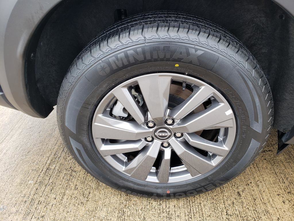 Certified 2025 Nissan Pathfinder SV image 46