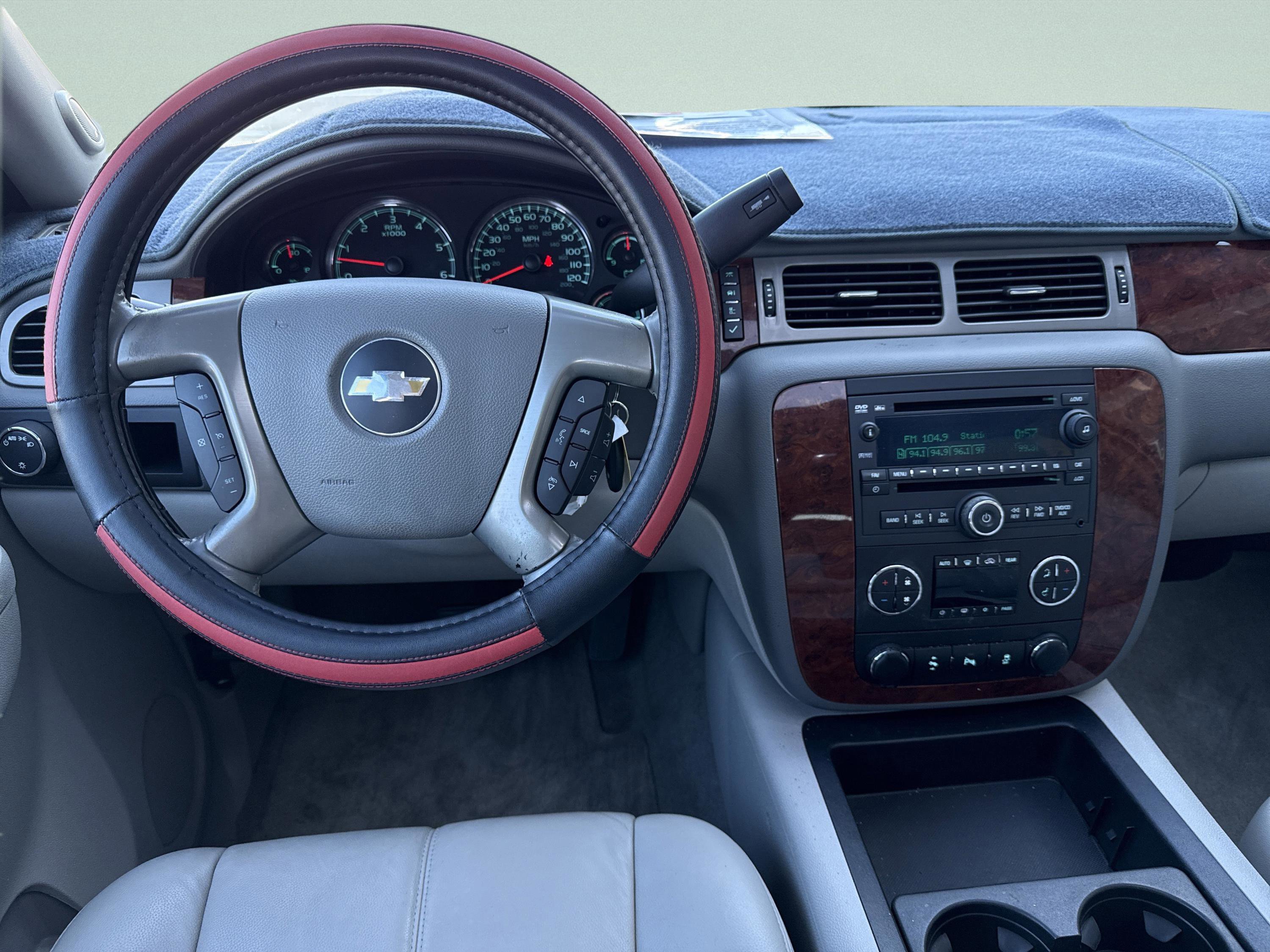 Used 2013 Chevrolet Tahoe LT w/ Luxury Package image 32