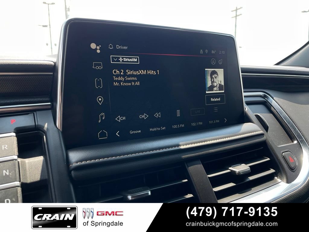 Used 2024 GMC Yukon AT4 w/ Technology Package AWD/4WD image 16